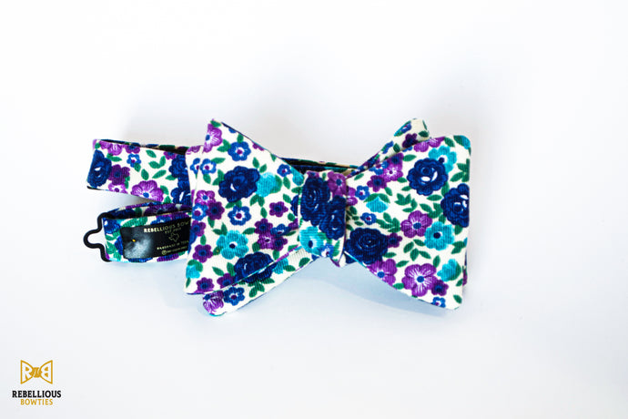 Lavender & Blue Ditsy Floral Poly Viscose Bow Tie Butterfly