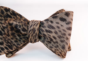 Cheetah Print Wool Twill Bow Tie With A Butterfly Design.