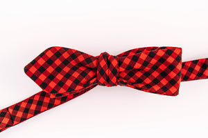 A red & black cotton Shepard's check bow tie with a slim diamond tip design.